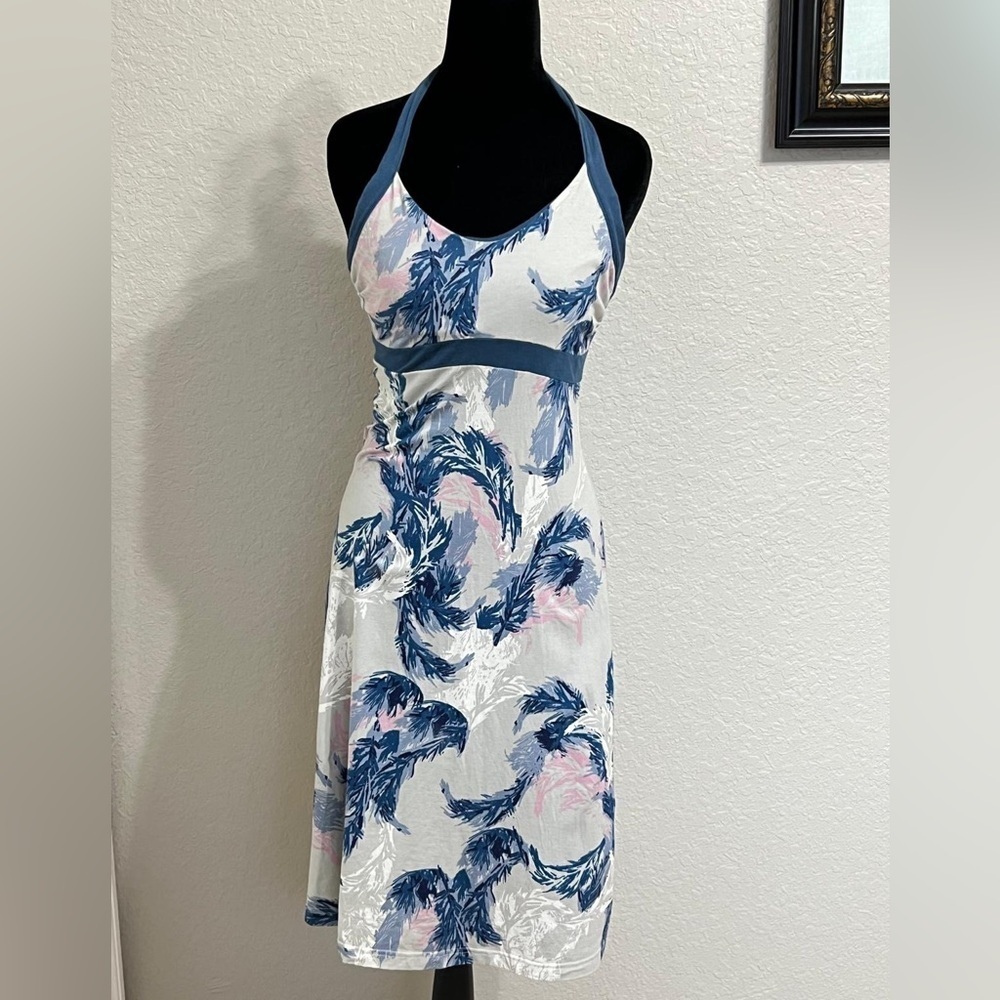 Patagonia Blue and White Midi Dress
Caja 3 - Picture 4 of 4